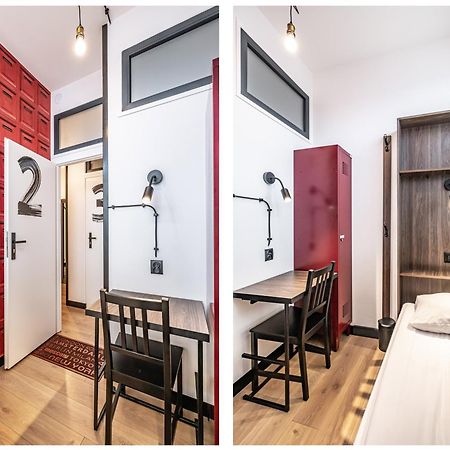 Vola Hostel Warschau Buitenkant foto