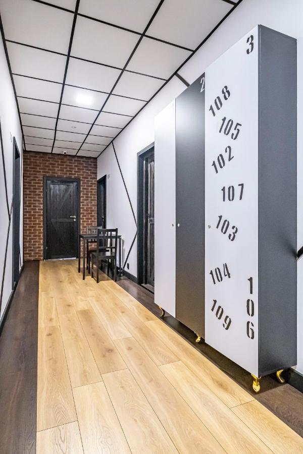 Vola Hostel Warschau Buitenkant foto