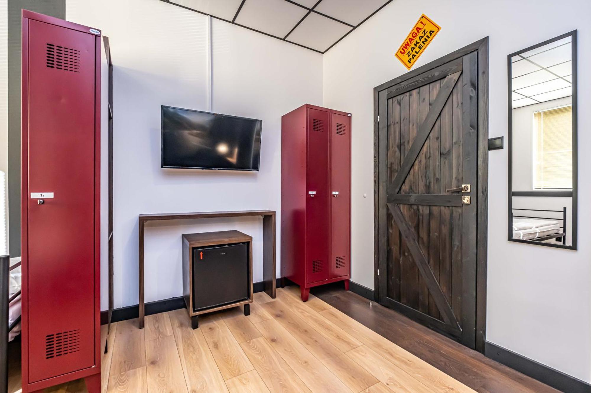 Vola Hostel Warschau Buitenkant foto